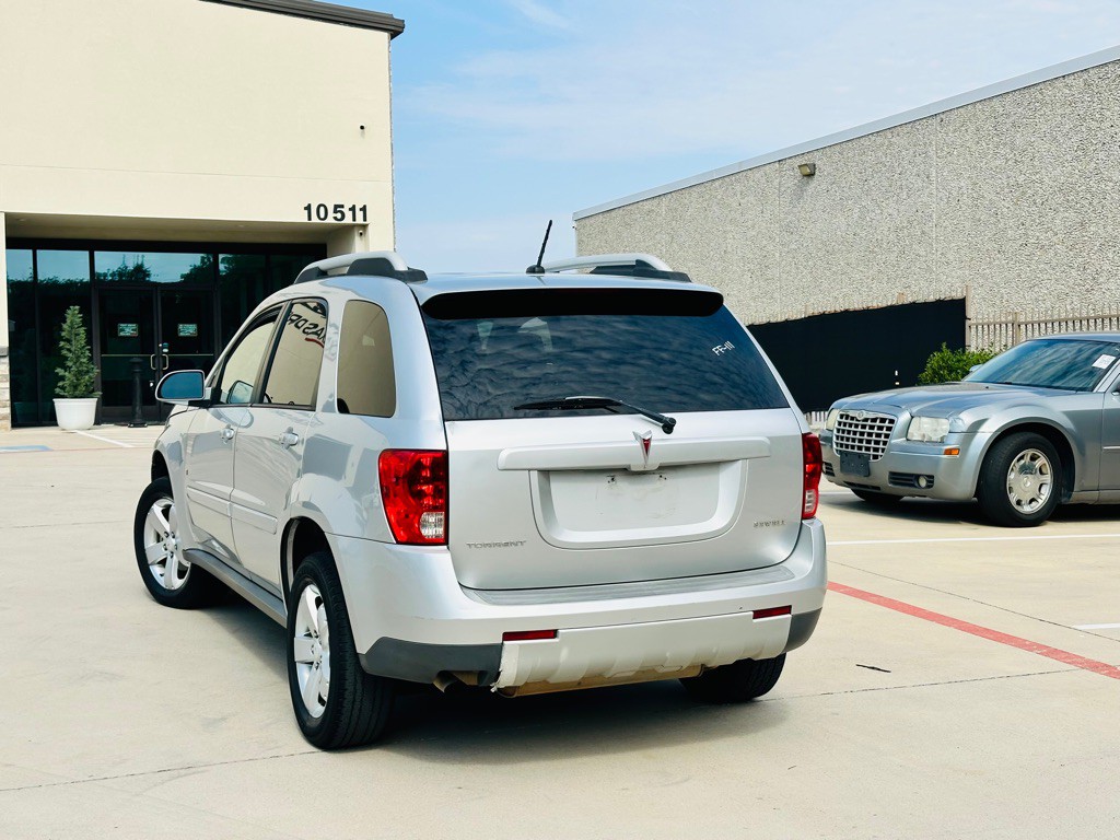 2009 Pontiac Torrent Image 6