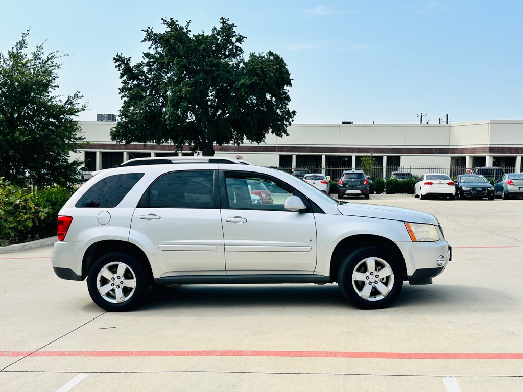 2009 Pontiac Torrent Image 9