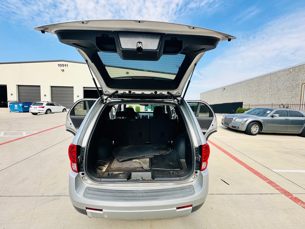 2009 Pontiac Torrent Image 17