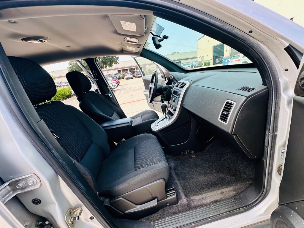 2009 Pontiac Torrent Image 21