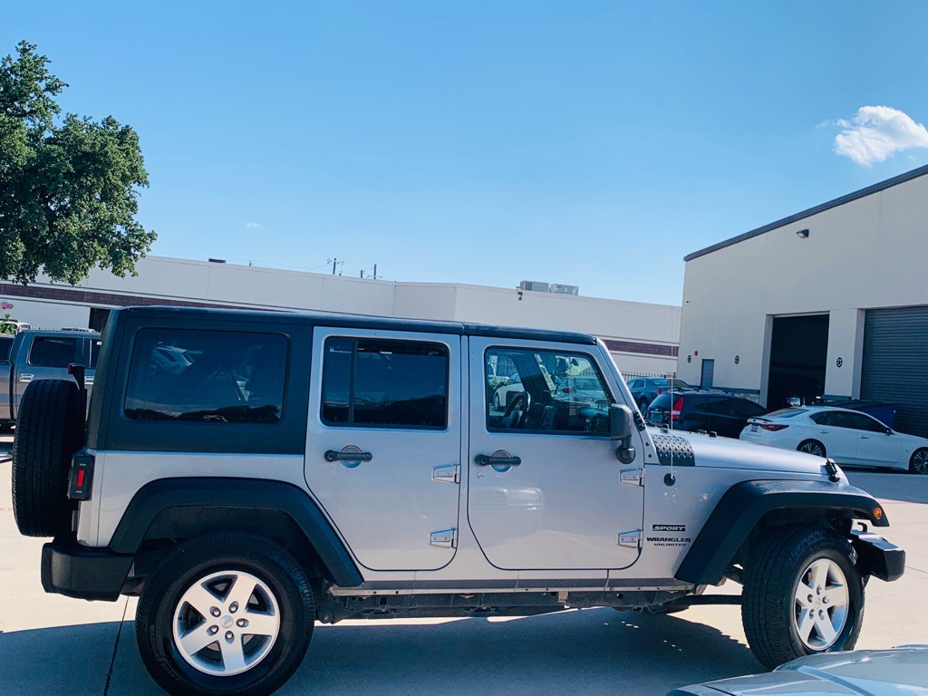 2014 Jeep Wrangler Unlimited Image 14