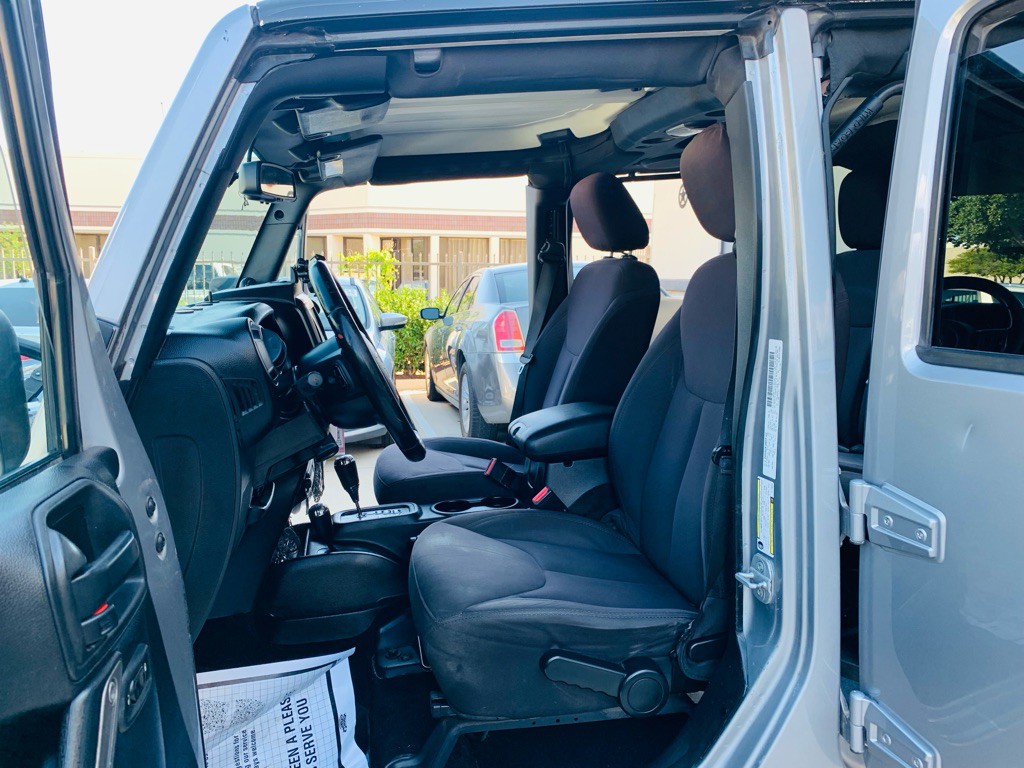 2014 Jeep Wrangler Unlimited Image 20