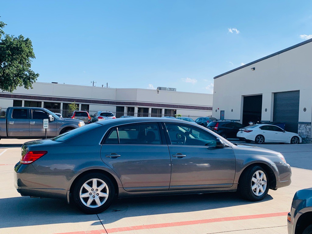 2007 Toyota Avalon Image 12