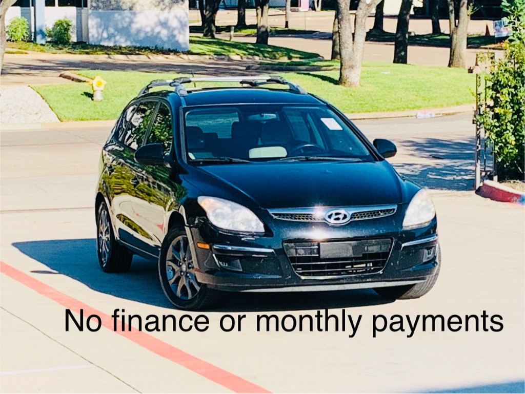 2012 Hyundai Elantra Image 1