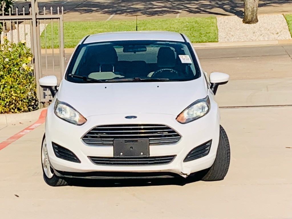 2019 Ford Fiesta Image 2