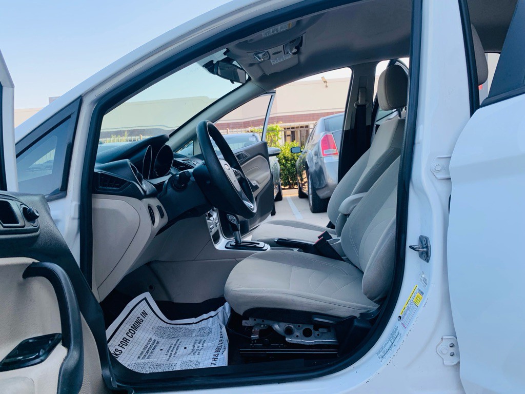 2019 Ford Fiesta Image 9
