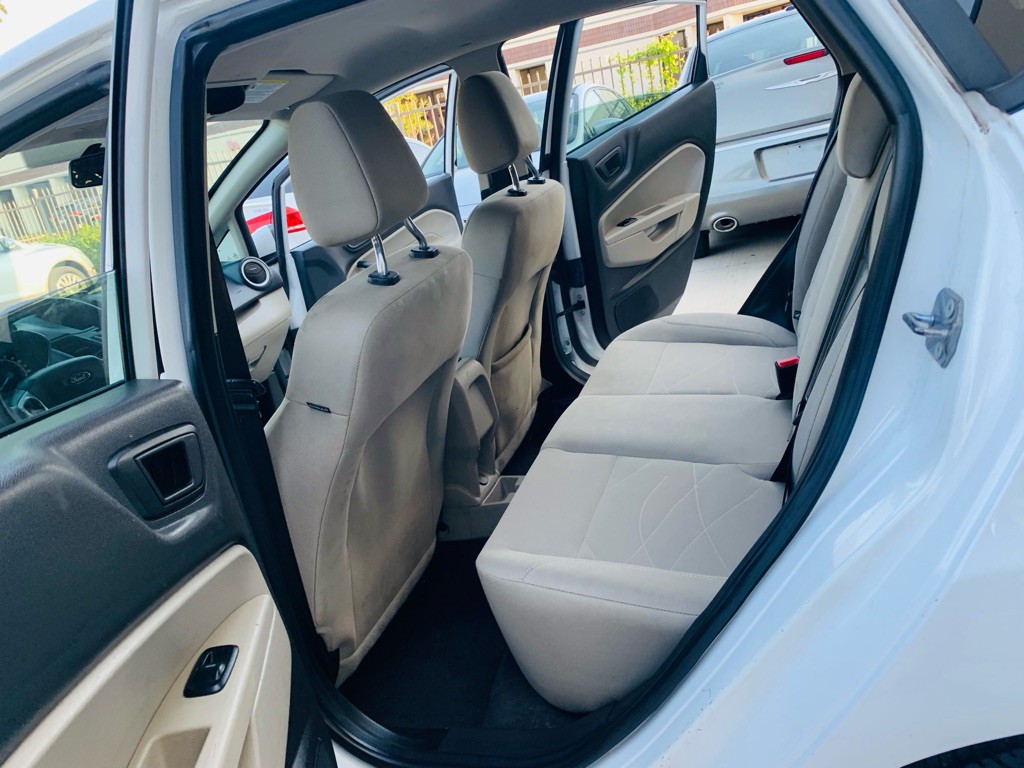 2019 Ford Fiesta Image 12
