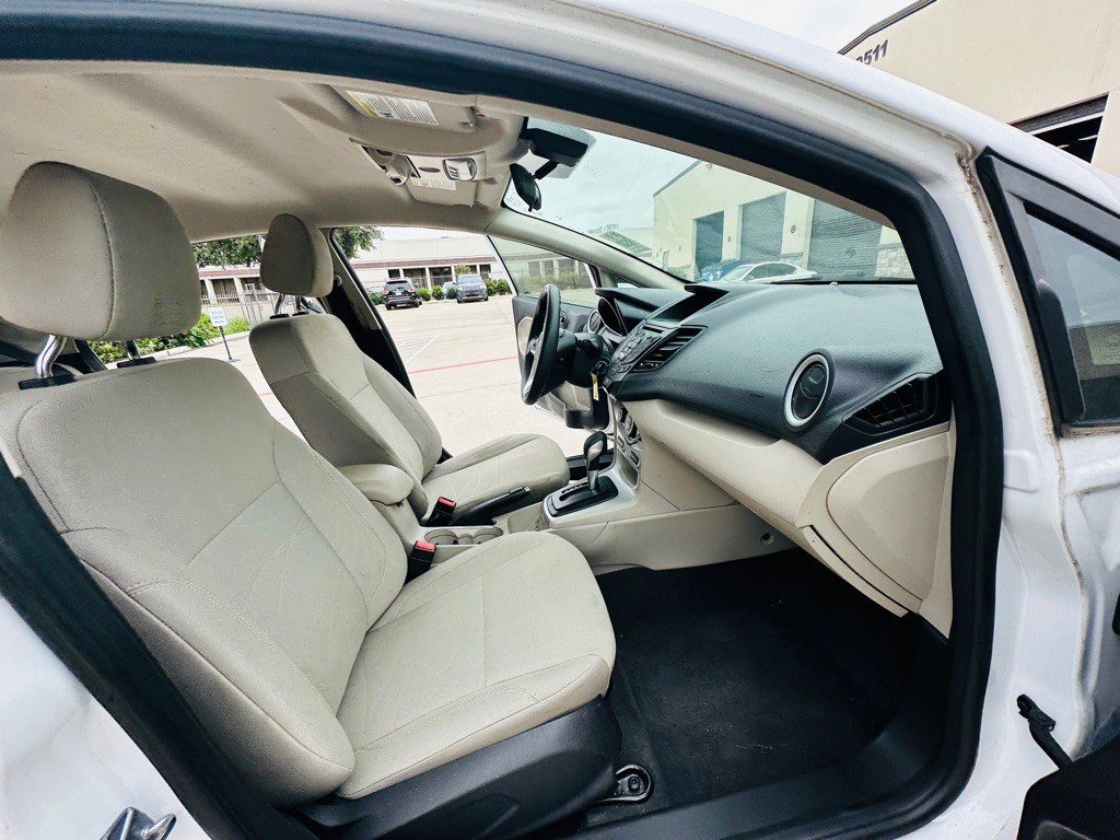 2019 Ford Fiesta Image 23