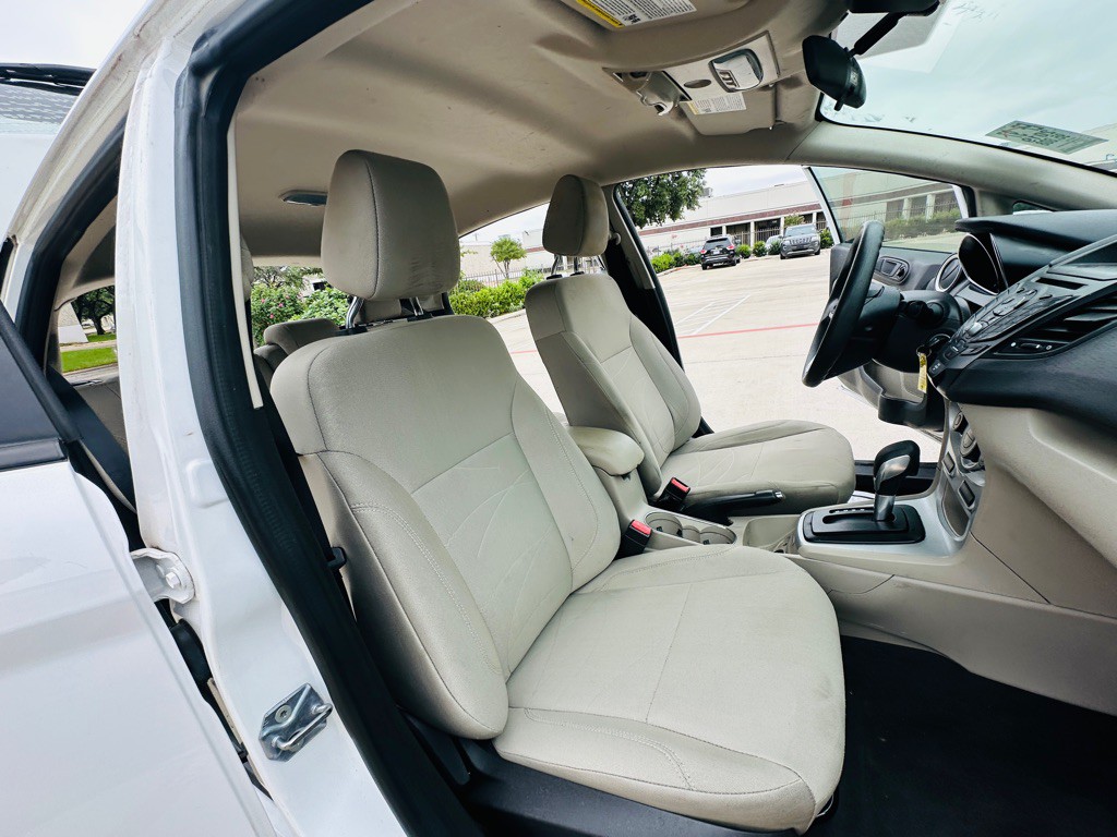 2019 Ford Fiesta Image 24