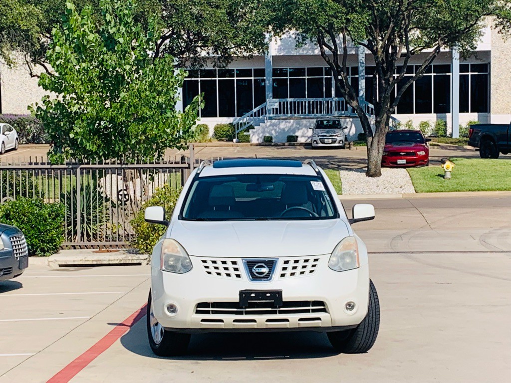 2010 Nissan Rogue Image 2