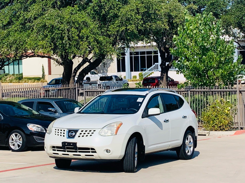2010 Nissan Rogue Image 3
