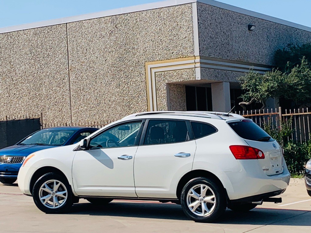 2010 Nissan Rogue Image 6