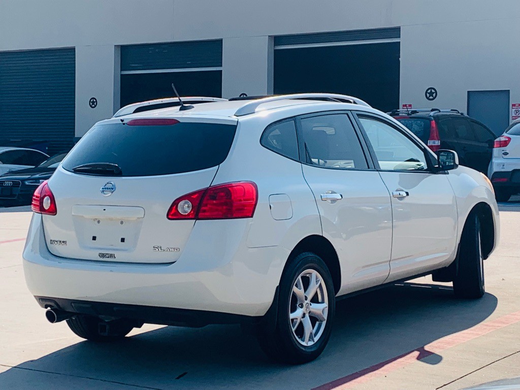 2010 Nissan Rogue Image 10