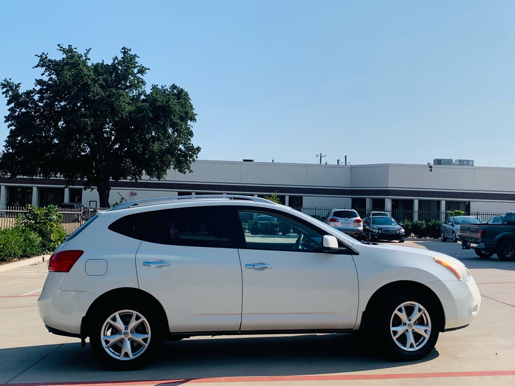 2010 Nissan Rogue Image 11