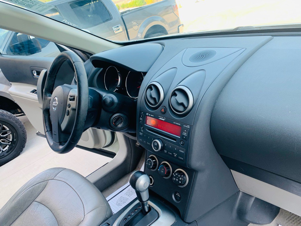 2010 Nissan Rogue Image 23
