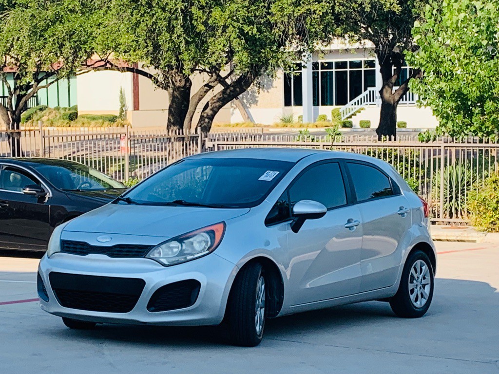 2013 Kia Rio Image 3