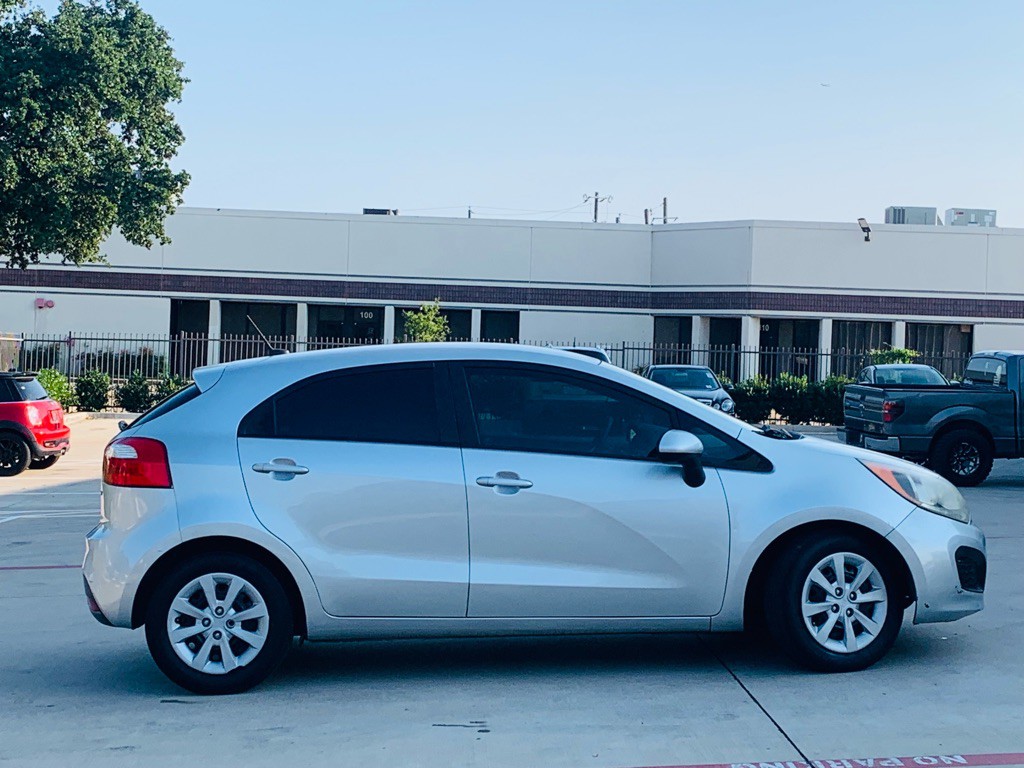 2013 Kia Rio Image 11