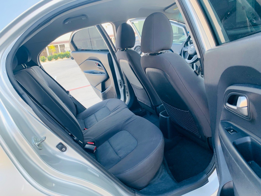 2013 Kia Rio Image 17