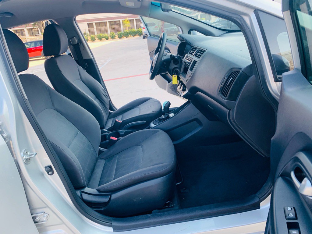 2013 Kia Rio Image 19
