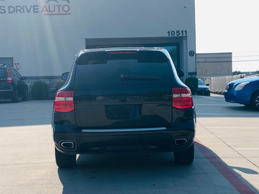 2008 Porsche Cayenne Image 10