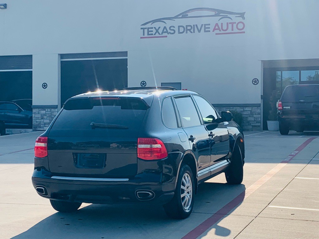 2008 Porsche Cayenne Image 11