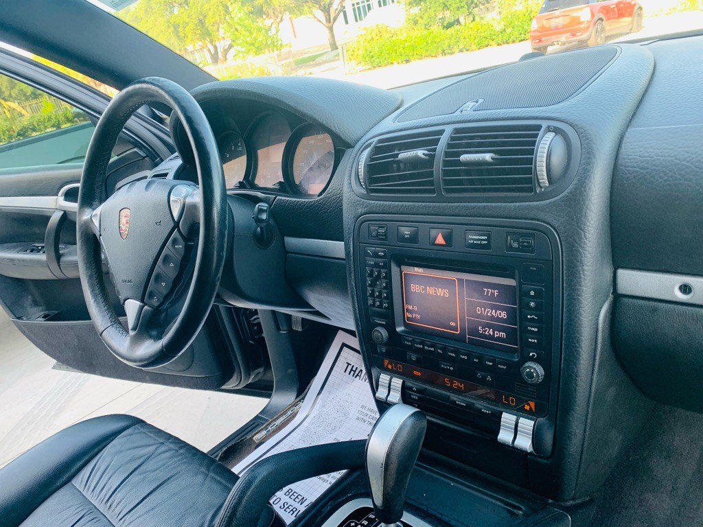 2008 Porsche Cayenne Image 25