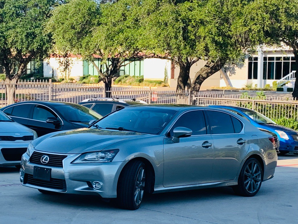 2015 Lexus GS Image 4