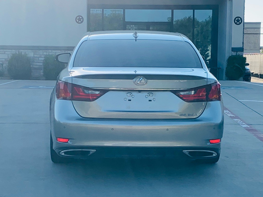2015 Lexus GS Image 8