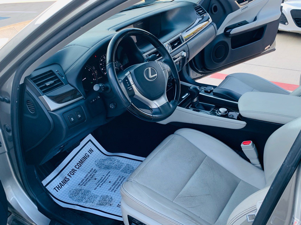 2015 Lexus GS Image 13