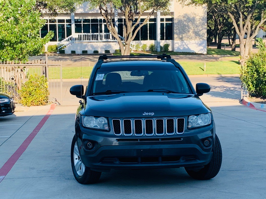 2014 Jeep Compass Image 2
