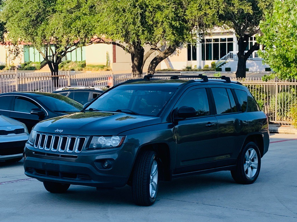 2014 Jeep Compass Image 4