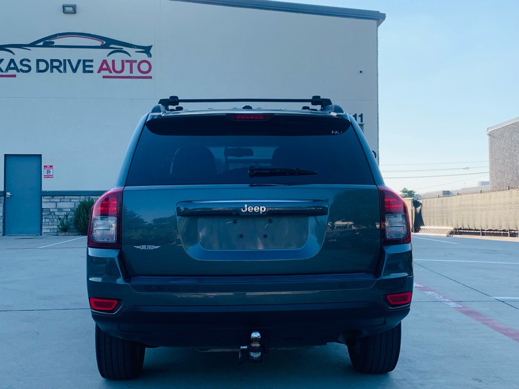 2014 Jeep Compass Image 8