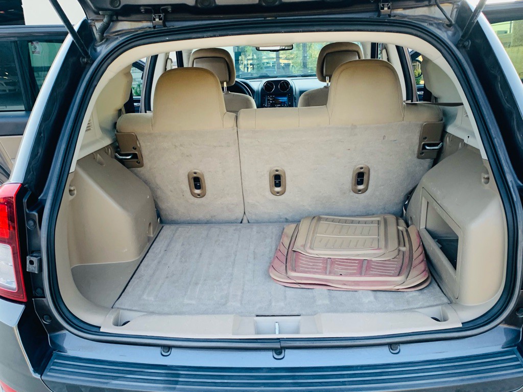 2014 Jeep Compass Image 18
