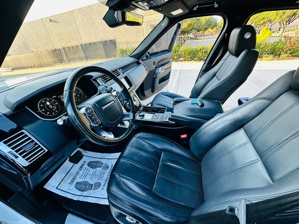2017 Land Rover Range Rover Image 13