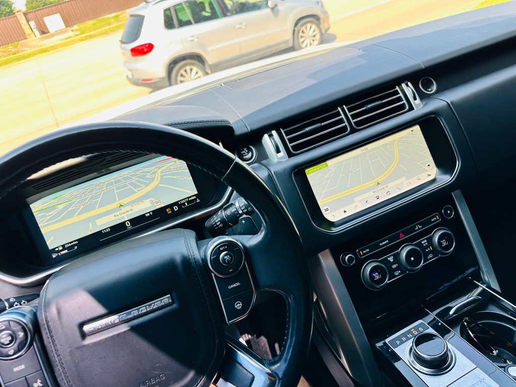 2017 Land Rover Range Rover Image 33