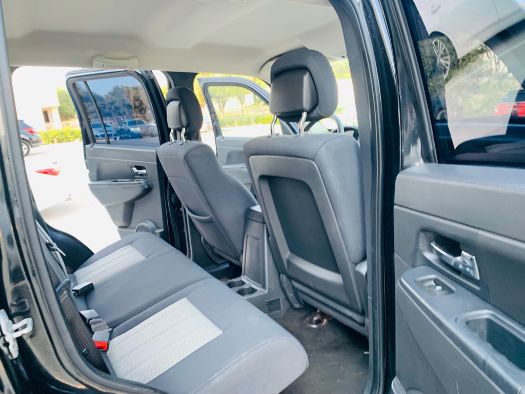 2010 Jeep Liberty Image 18