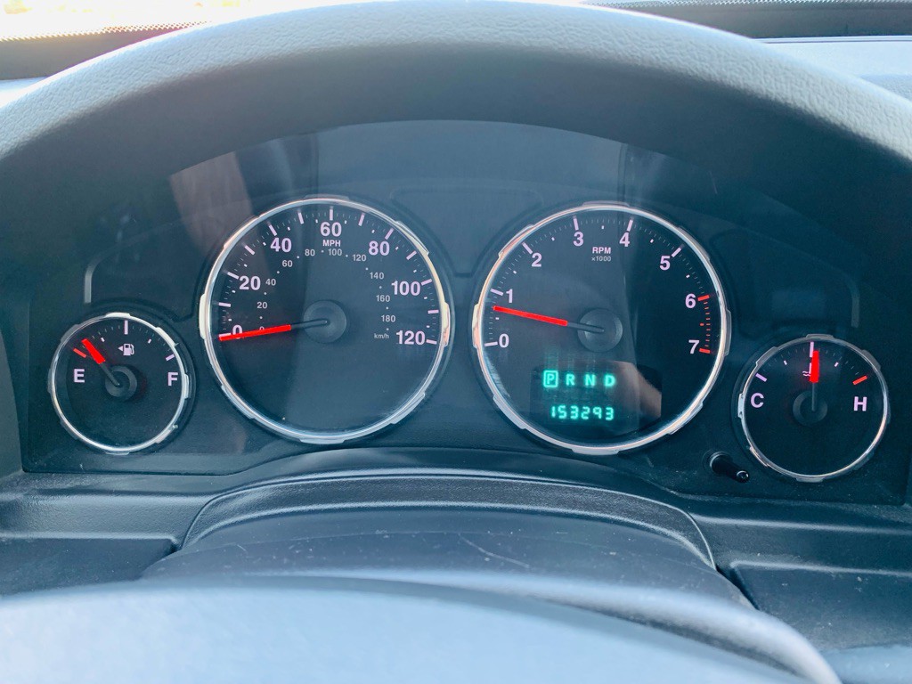 2010 Jeep Liberty Image 24