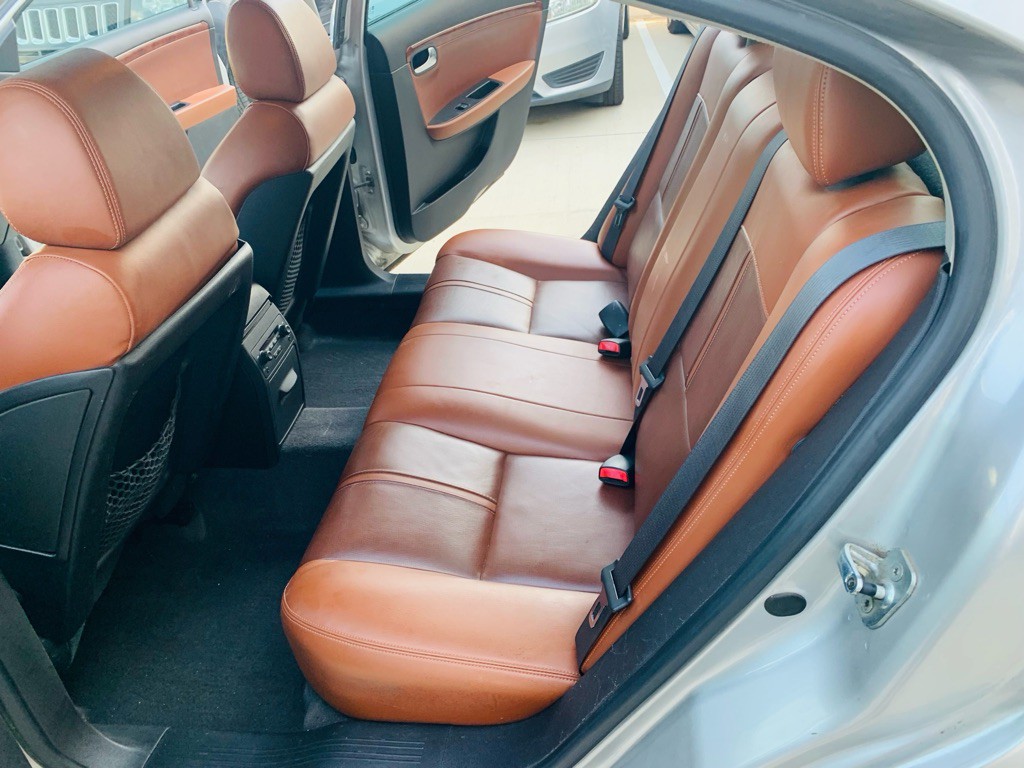 2008 Saturn Aura Image 19