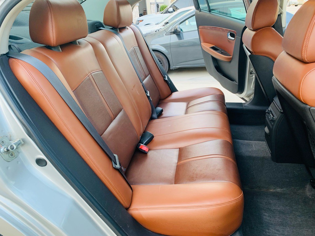 2008 Saturn Aura Image 21