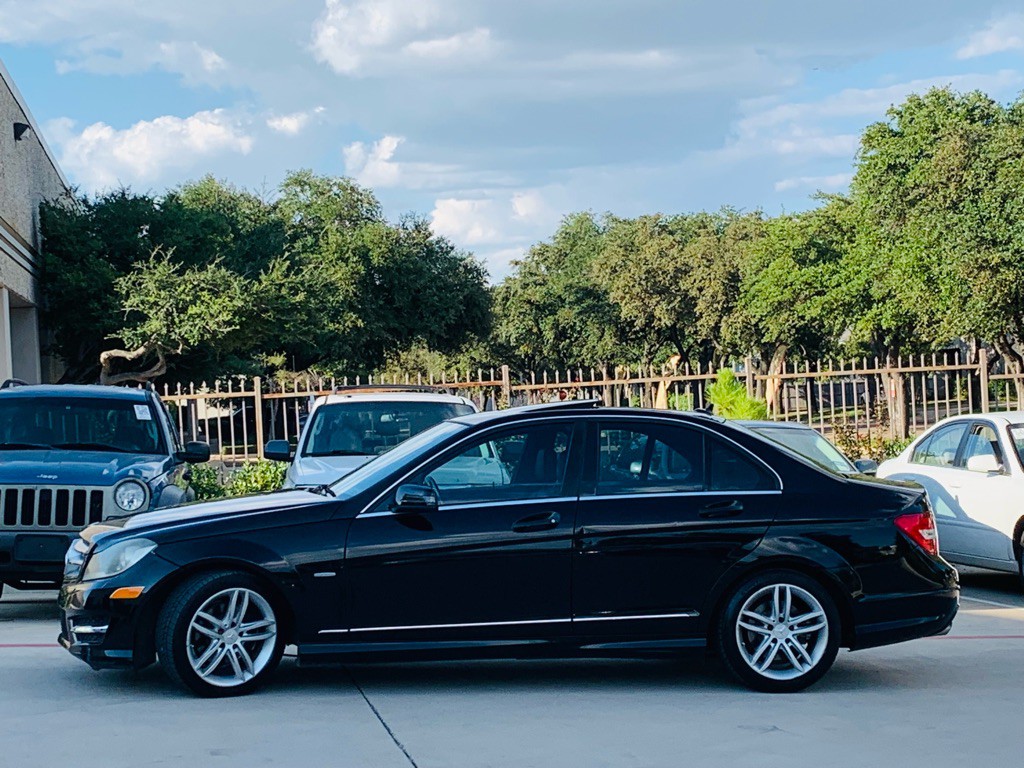 2012 Mercedes-Benz C-Class Image 5