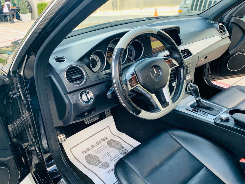 2012 Mercedes-Benz C-Class Image 11