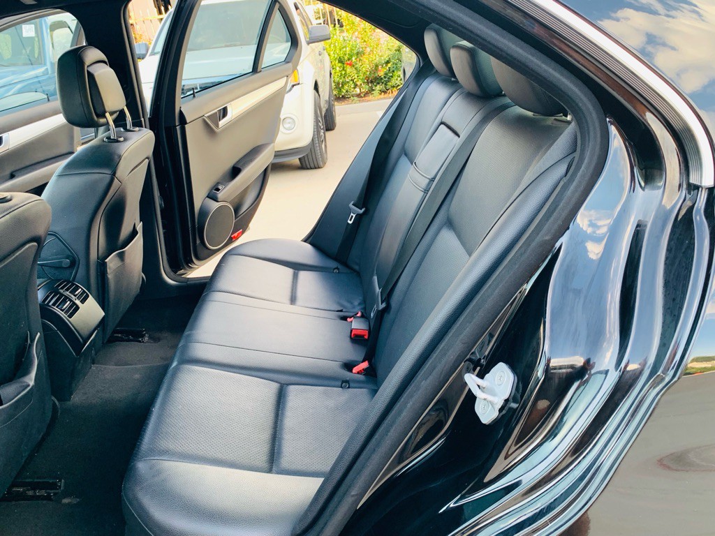 2012 Mercedes-Benz C-Class Image 14