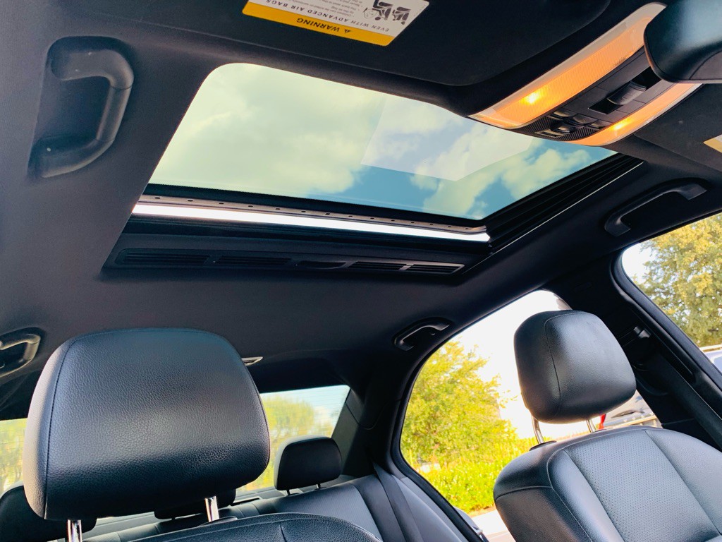 2012 Mercedes-Benz C-Class Image 21