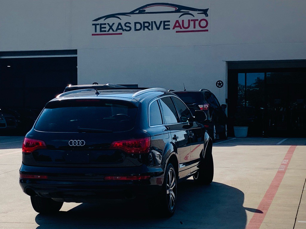 2011 Audi Q7 Image 10