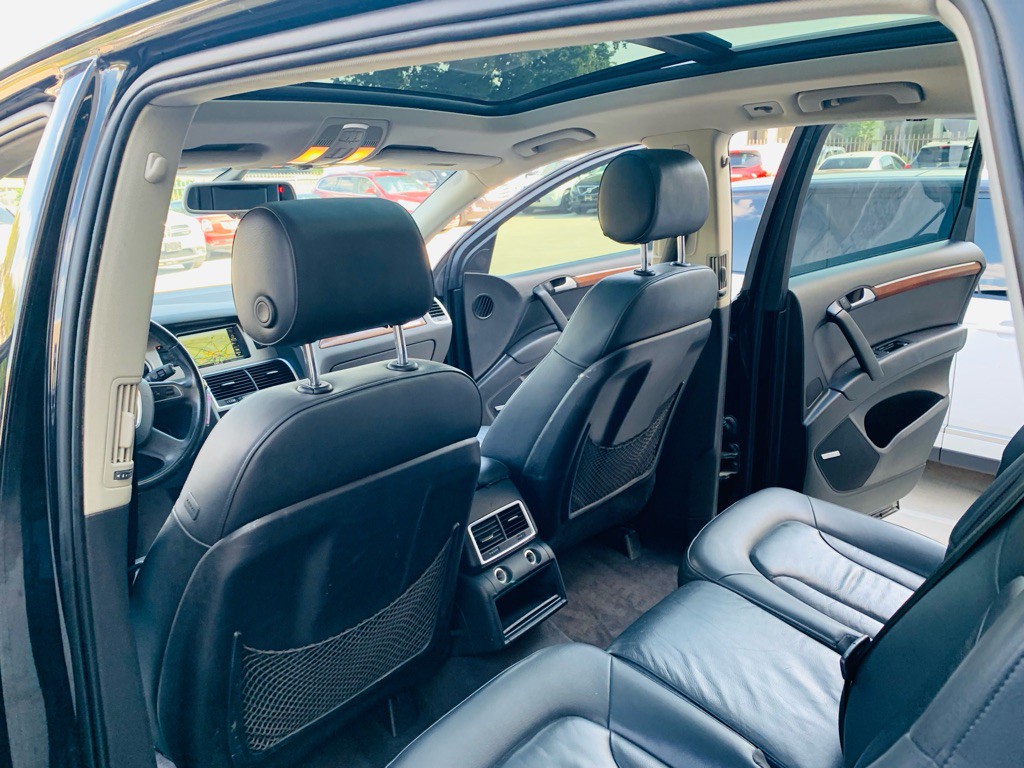 2011 Audi Q7 Image 18