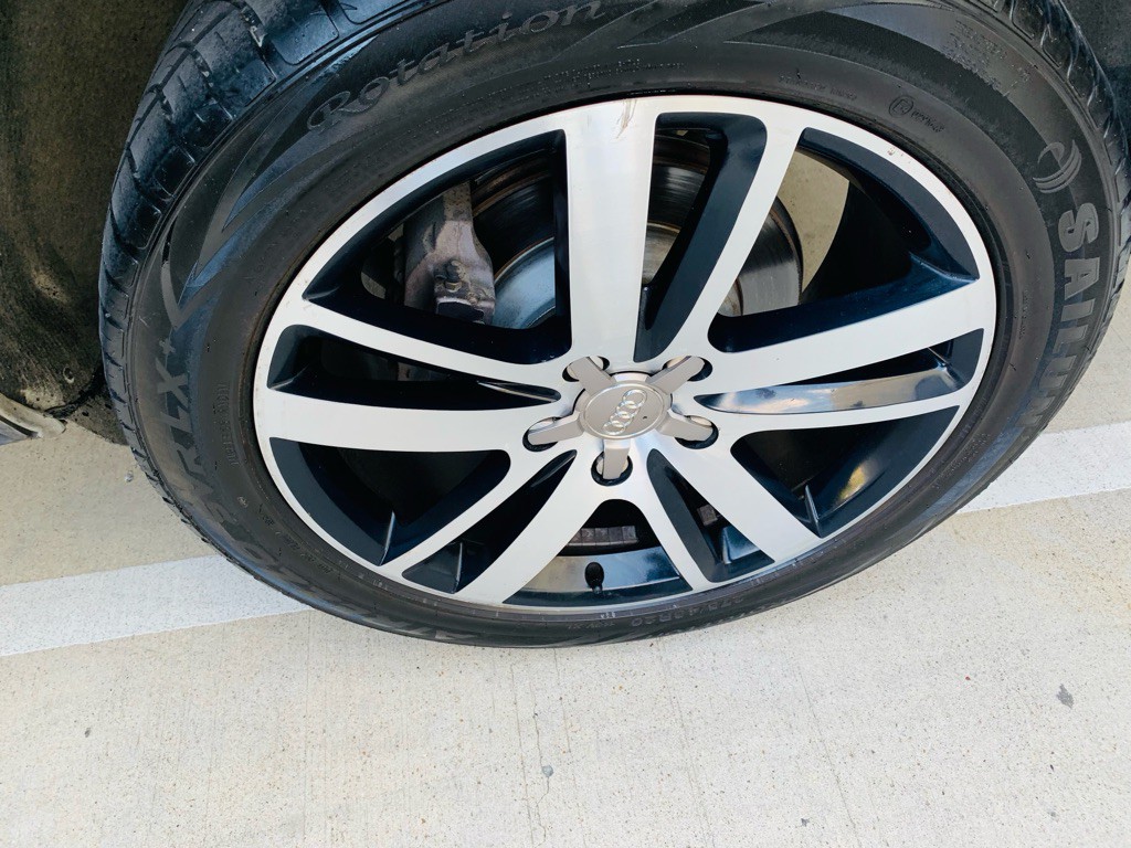 2011 Audi Q7 Image 35
