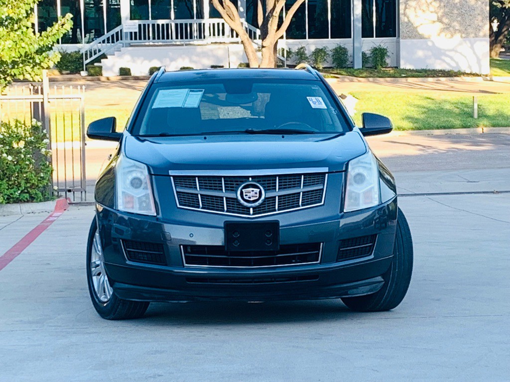 2010 Cadillac SRX Image 2
