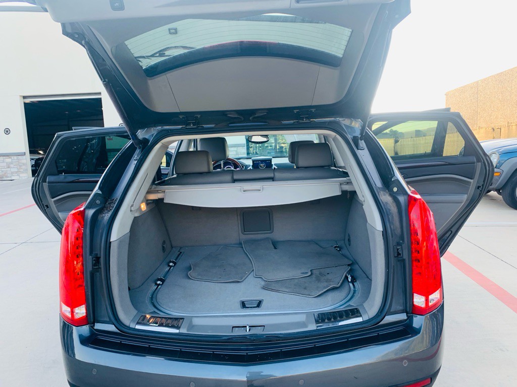 2010 Cadillac SRX Image 18