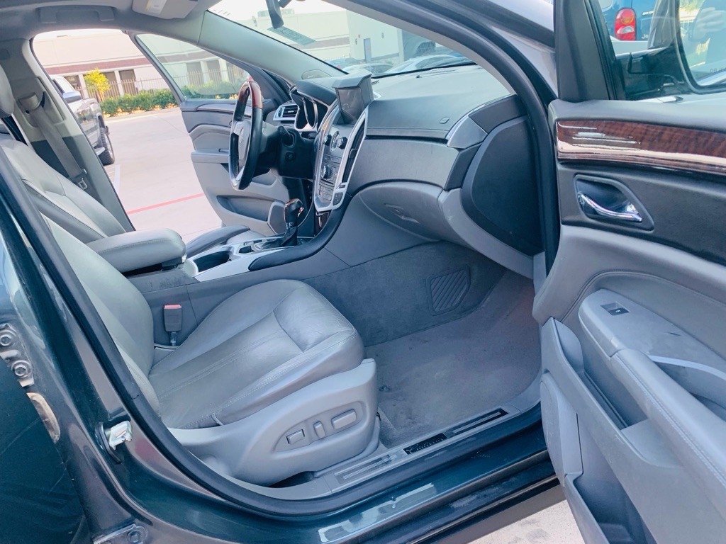 2010 Cadillac SRX Image 19