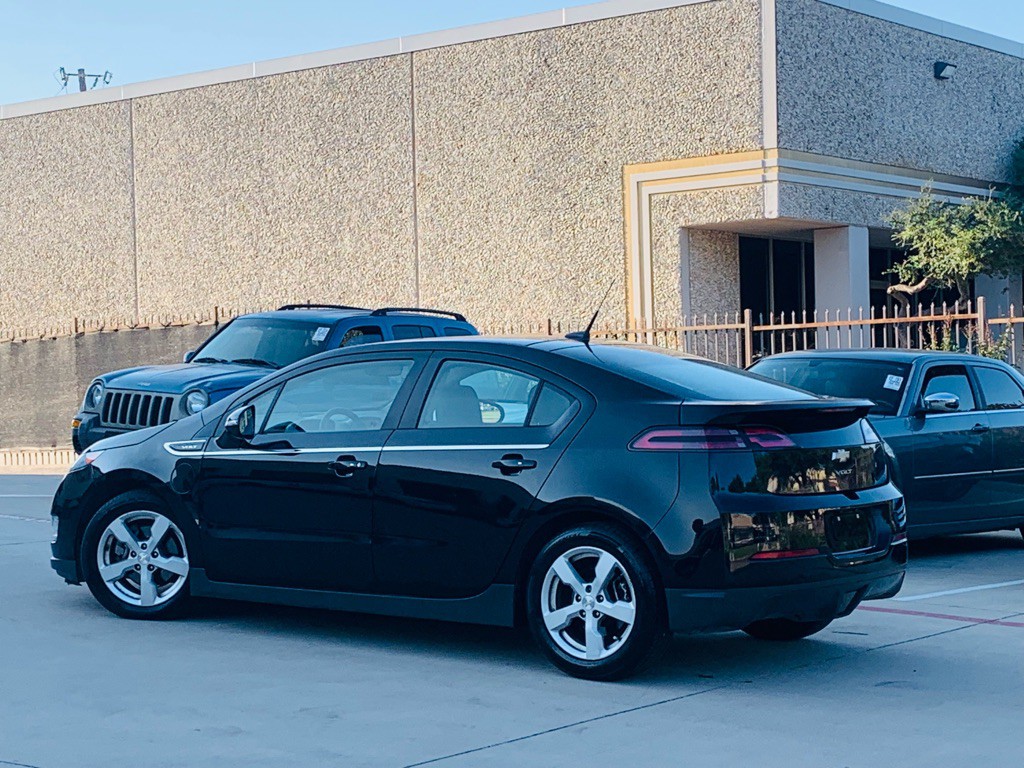 2014 Chevrolet Volt Image 8